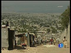 En Haití la situación es drámatica en los improvisados campamentos de desplazados