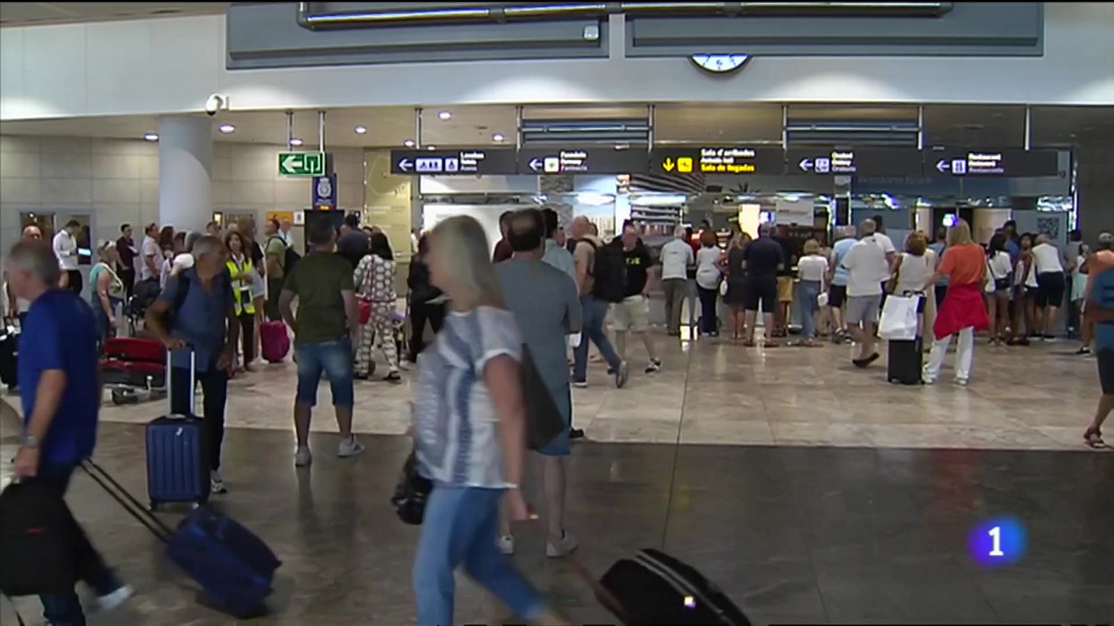 Un avión aterriza en Alicante con 30 pasajeros borrachos procedentes de Bristol