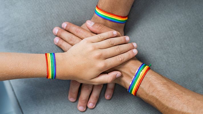 Los desafíos de las familias LGTBI+: de la burocracia a los discursos de odio