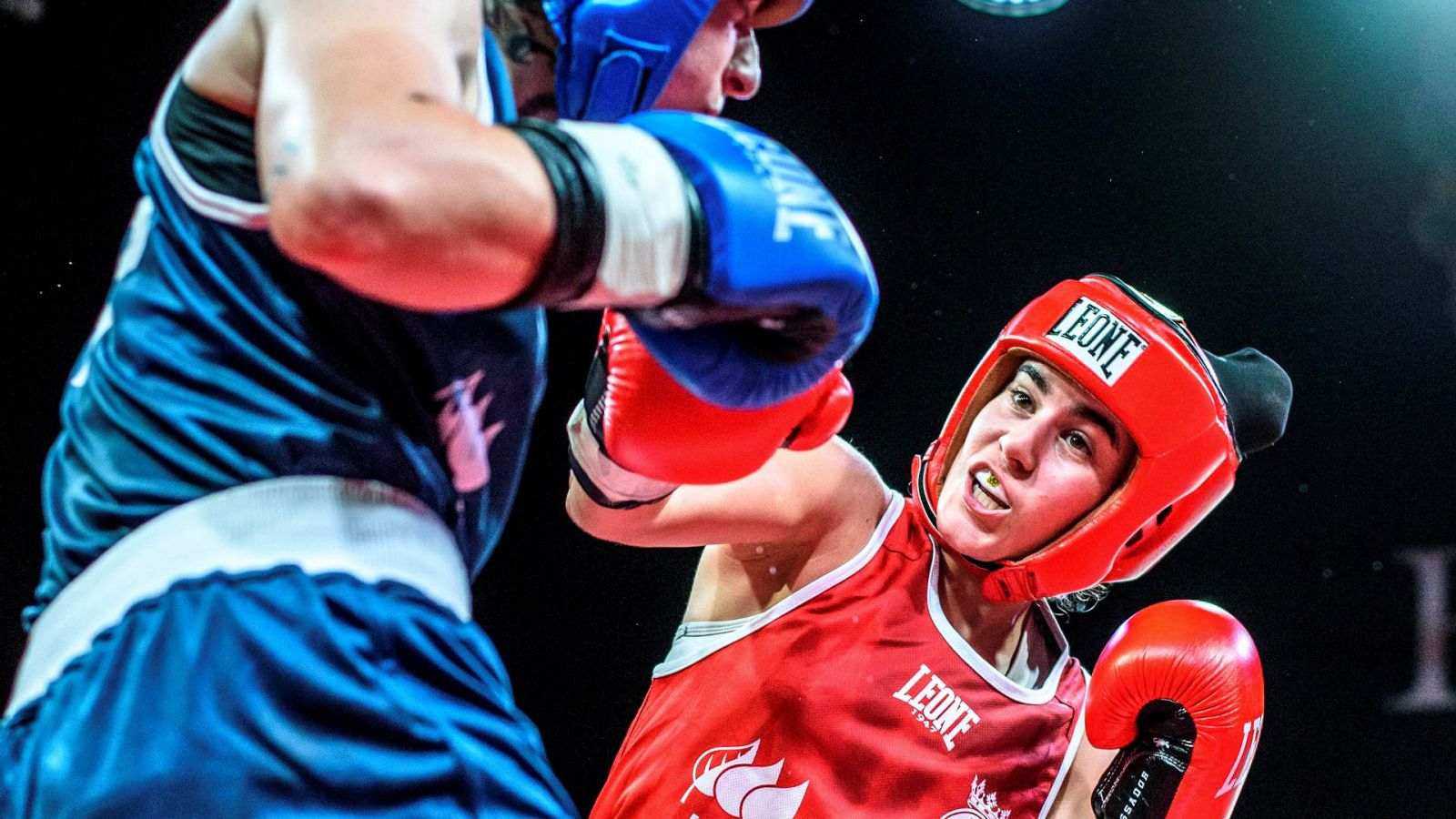 La boxeadora Laura Fuertes, emocionada tras ganar su combate y conseguir la clasificación olímpica -- Ver ahora