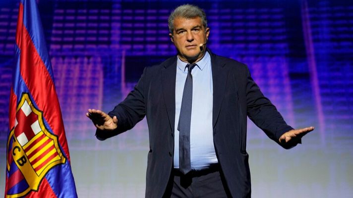 Telediario 1 - El Barça ha rechazado ofertas por jugadores clave, insinúa Laporta