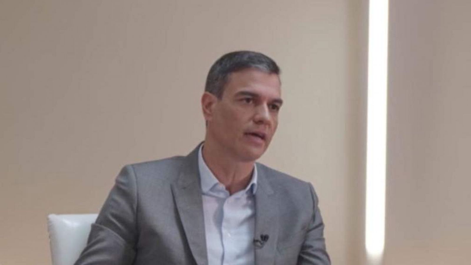 Sánchez sobre los pactos entre PP y Vox: "Es un tráiler de una película tenebrosa" - Informativo 24h | Ver