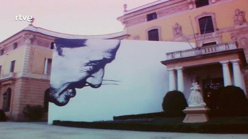 Arxiu TVE Catalunya - Punt de reunió -  Exposició '400 obres de Dalí, 1914 - 1983', al Palau de Pedralbes