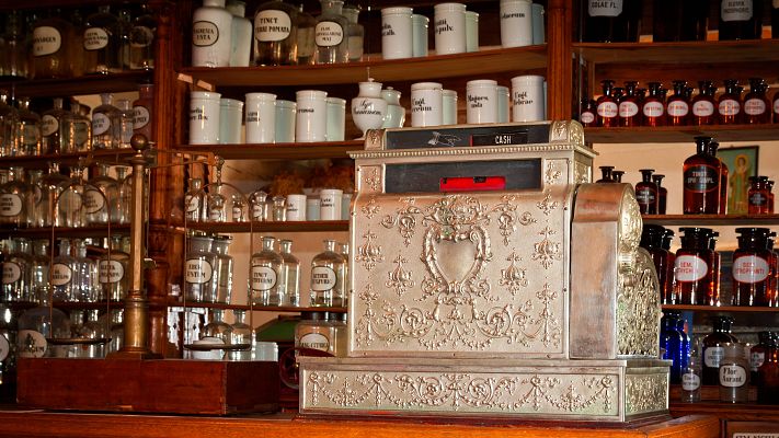 Telediario 1 - Las farmacias en la España rural: sin relevo para la botica en Alcocer un municipio de 315 habitantes en Guadalajara