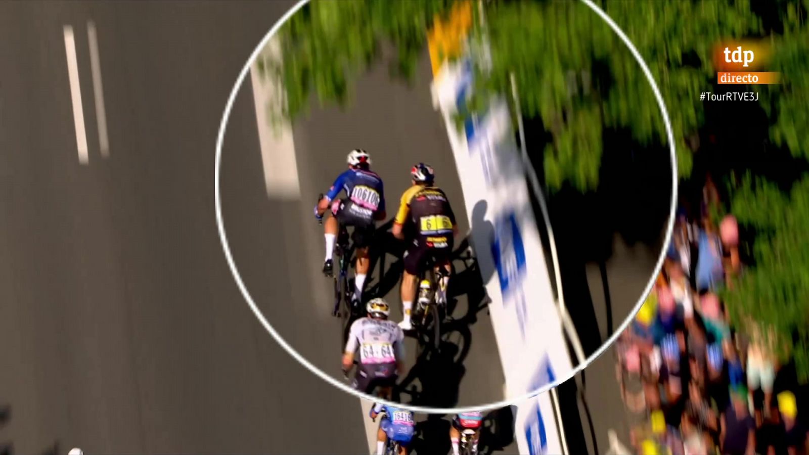 Tour de Francia 2023 | Van Aert se queda cerrado por la maniobra de Philipsen en el sprint de Bayona -- Ver ahora
