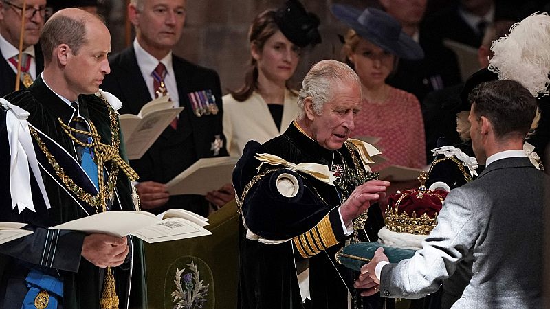 Carlos III, coronado de nuevo en Edimburgo