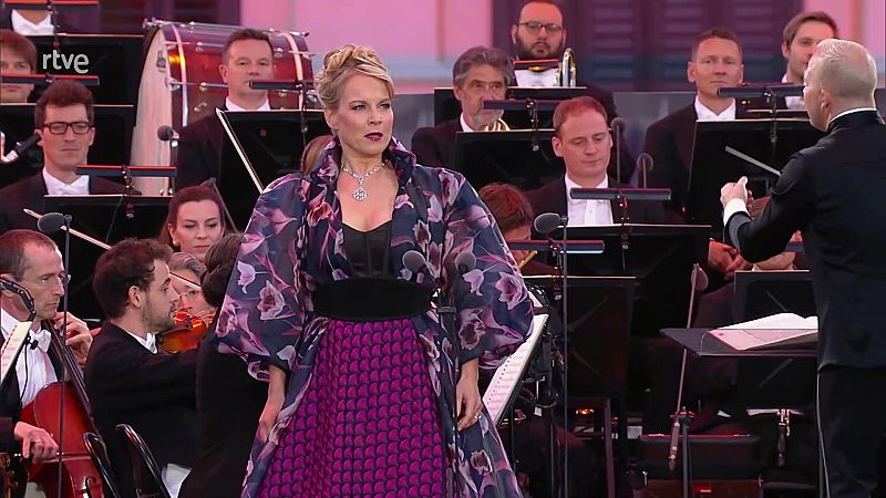 Los conciertos de La 2 - Conciertos de la Orquesta Fil�rmonica de Viena: Sch�nbrunn 2023 - ver ahora