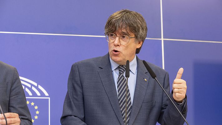 Puigdemont asegura que miembros del PSOE le ofrecieron el indulto si venía a España 