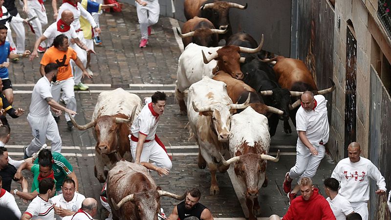 Ganadero de La Palmosilla: "A los toros les entrenamos en tiempo de carrera y recuperación" - Ver ahora