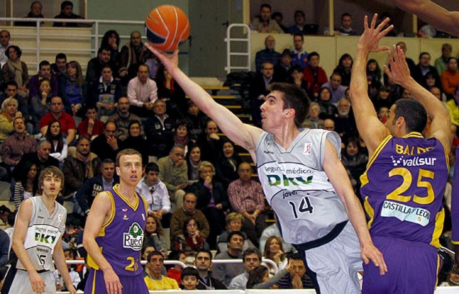 Blancos Rueda Valladolid 71-67 DKV Joventut