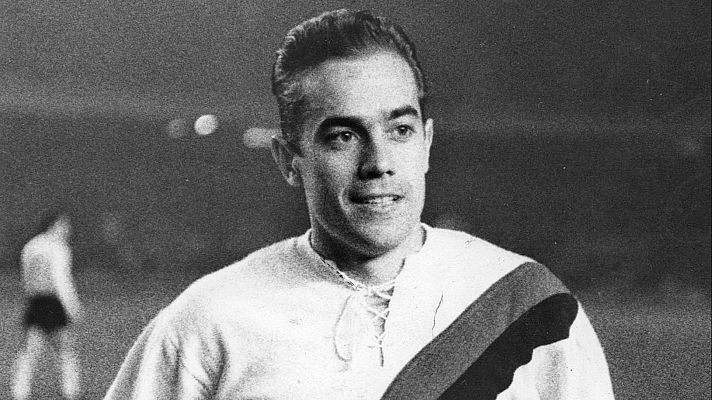 Conexión vintage - Así fue la carrera de Luis Suárez en el fútbol