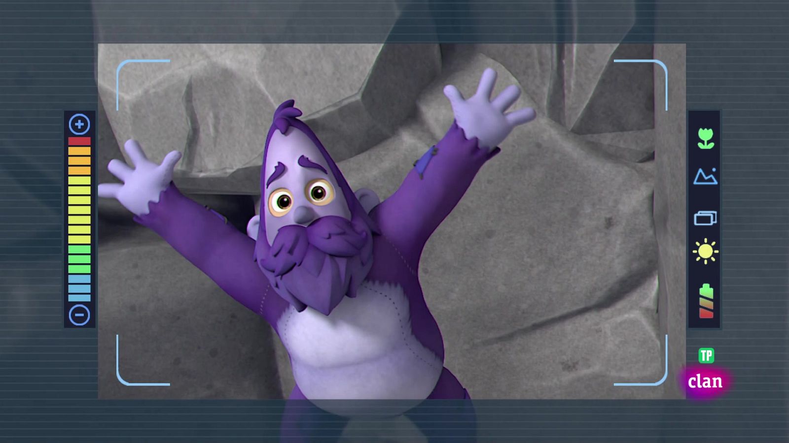 La patrulla salva al Humsquatch