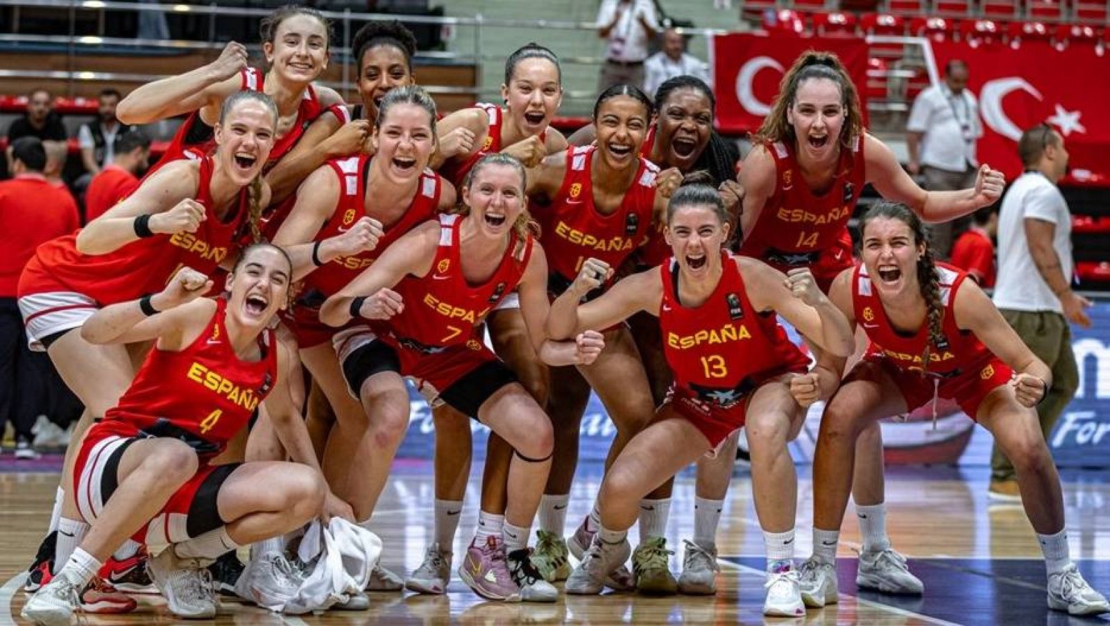 España se cuelga el bronce del Europeo femenino sub-18 | Ver