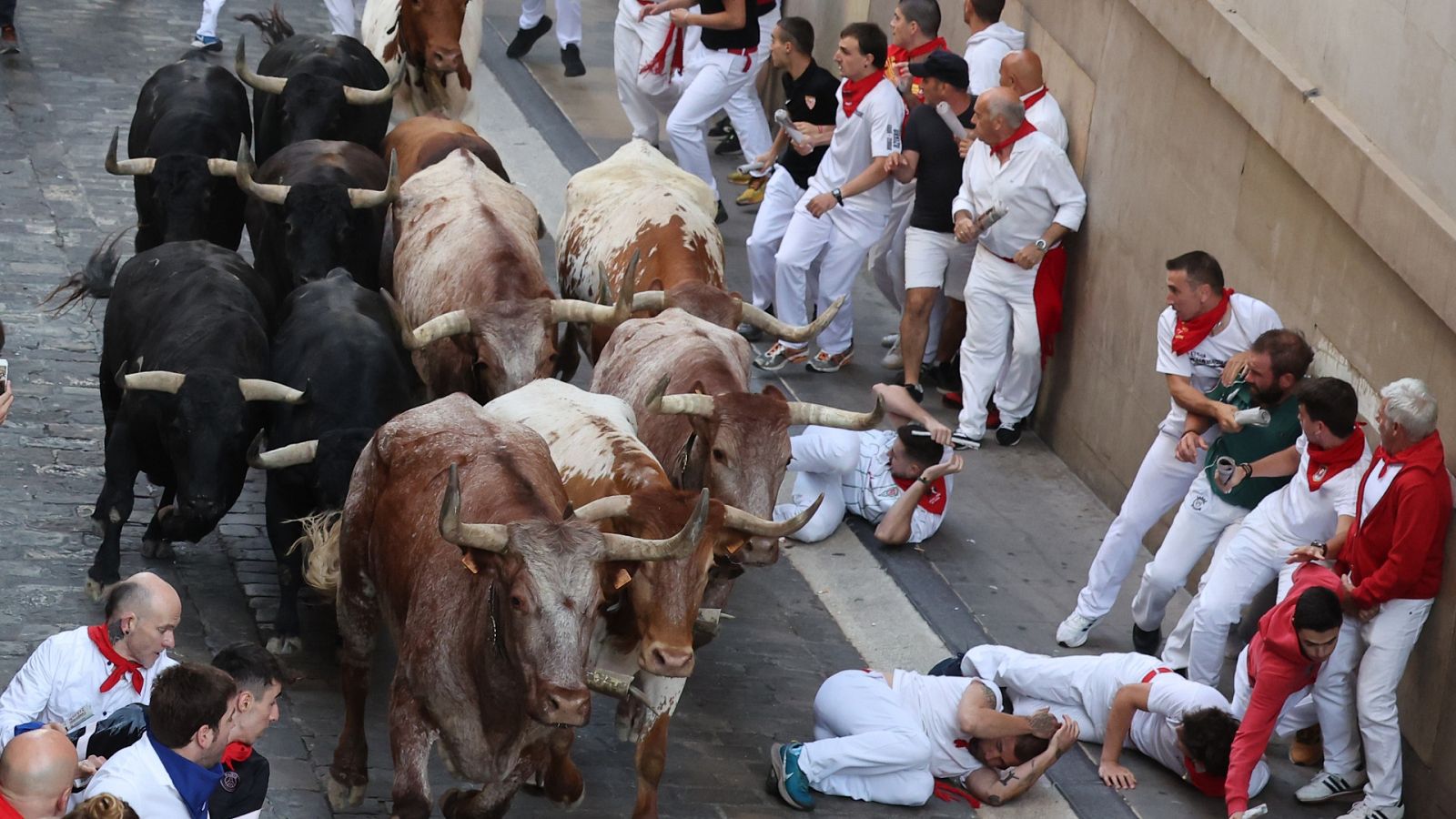 Vive San Fermín 2023 - Sexto encierro - ver ahora