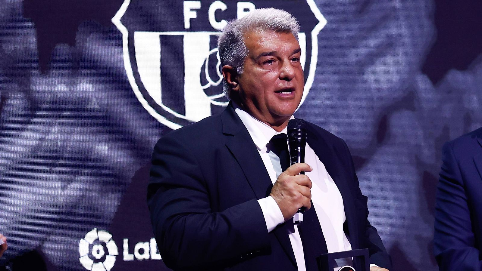 Laporta: "Tenemos mejor equipo que el rival"