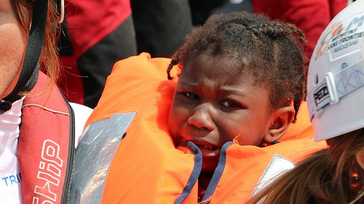 Telediario 1 - Unicef denuncia que 11 niños mueren a la semana en la ruta del Mediterráneo central