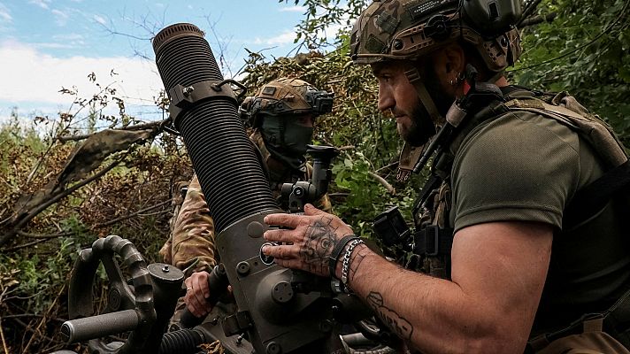 Telediario Fin de Semana - Putin advierte que usará las bombas de racimo si las utiliza Ucrania