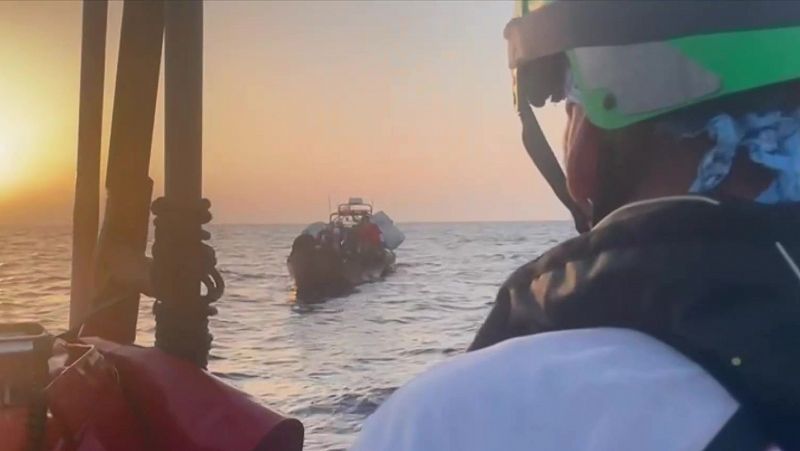 Una noche intensa de rescates en el Mediterráneo