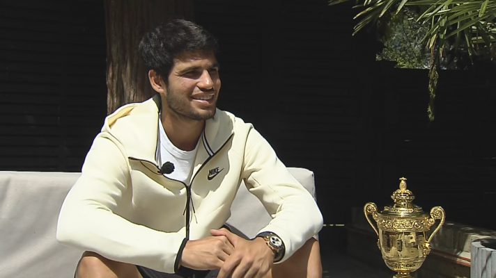 Carlos Alcaraz, a RTVE tras ganar Wimbledon: "Mi sueño engloba el poder vivir del tenis""