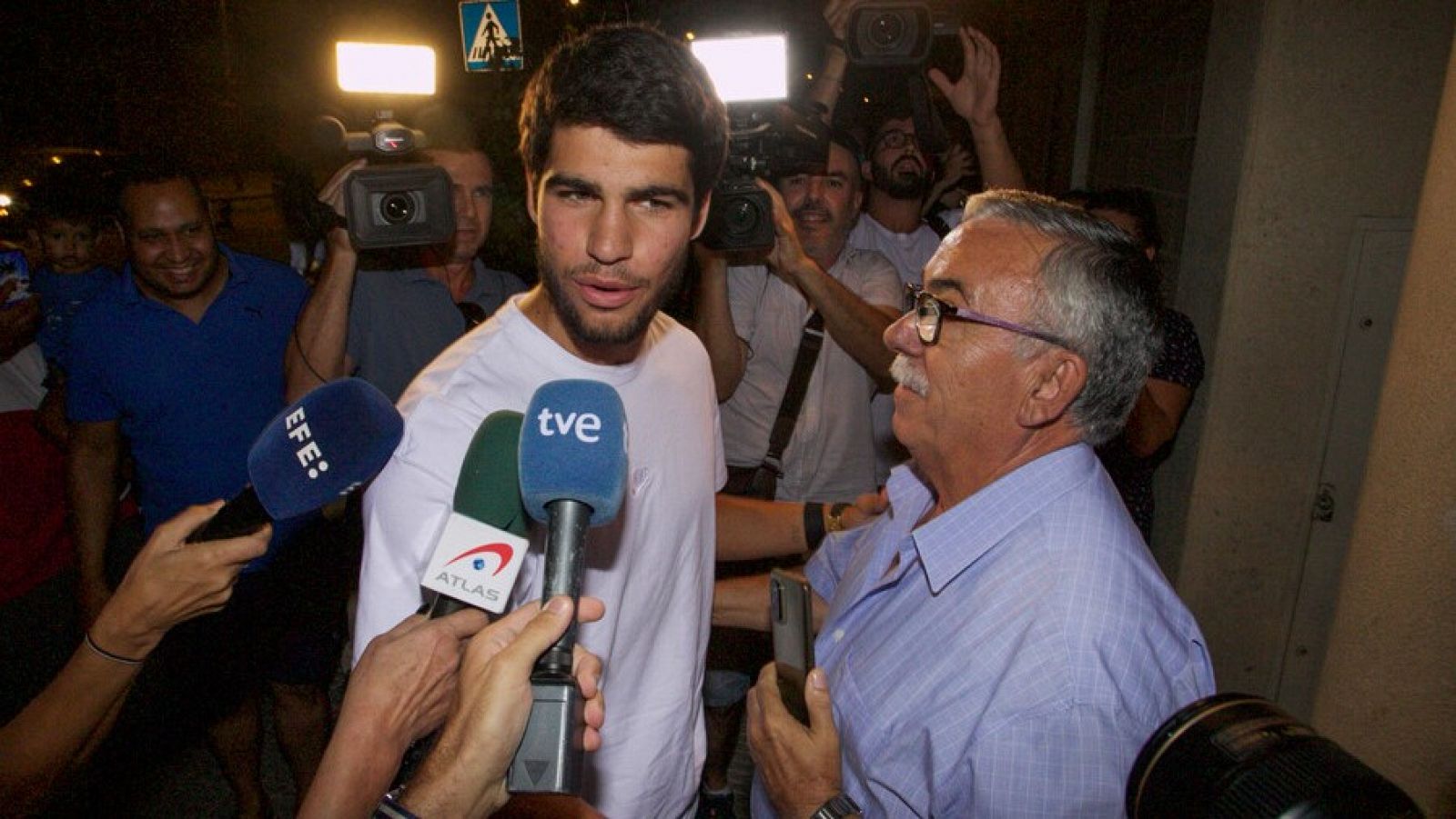 Carlos Alcaraz, recibido como un héroe en El Palmas tras ganar Wimbledon