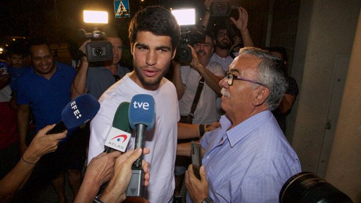 Carlos Alcaraz, recibido como un héroe en El Palmar tras ganar Wimbledon