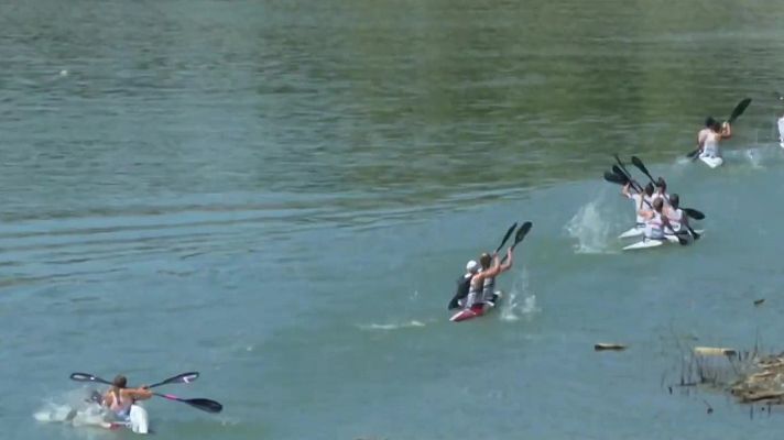 Telediario 1 - Aurora Figueras sufre un golpe de calor en plena disputa del maratón de K2 del Europeo de piragüismo