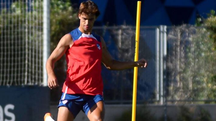 Telediario 1 - El Atlético de Madrid, molesto con las palabras de Joao Félix y su deseo de ir al Barça