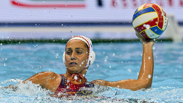 La selección española femenina de waterpolo abusa de Kazajistán y se medirá en los cruces con Francia