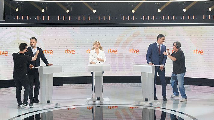 Telediario 1 - El debate a tres en RTVE logra un 34,6% de audiencia y supera los cuatro millones de espectadores