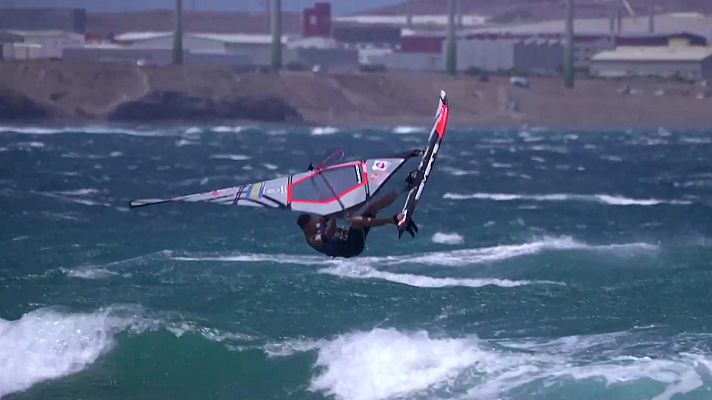 Vela - Windsurf - Campeonato del Mundo Windsurf Olas y Windfoil