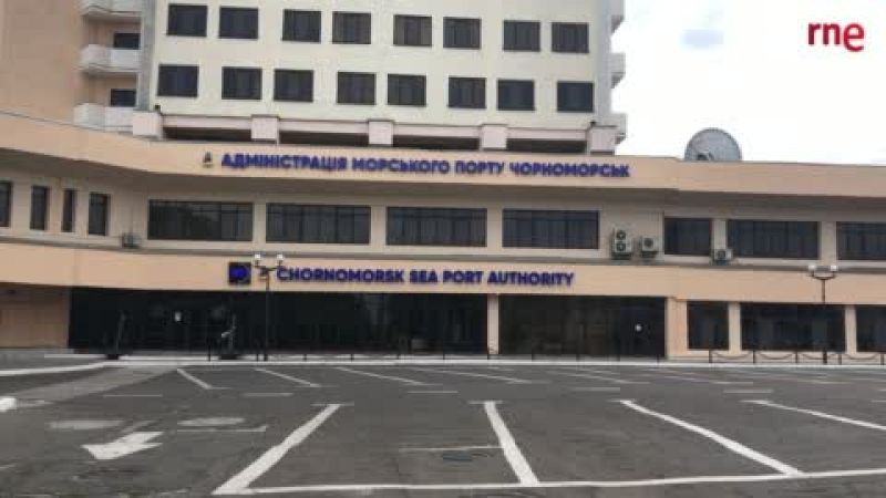 Radio 5 Actualidad - Chornomorsk, uno de los puertos fundamentales para la exportación del grano - Escuchar ahora
