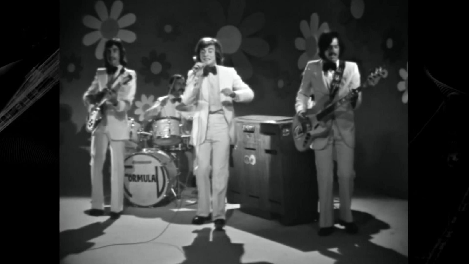 Cachitos de hierro y cromo - Karaoke Bis - ver ahora