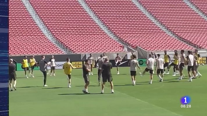 Telediario Matinal - El Barça recupera a los afectados por la gatroenteritis vírica y prepara el debut de pretemporada