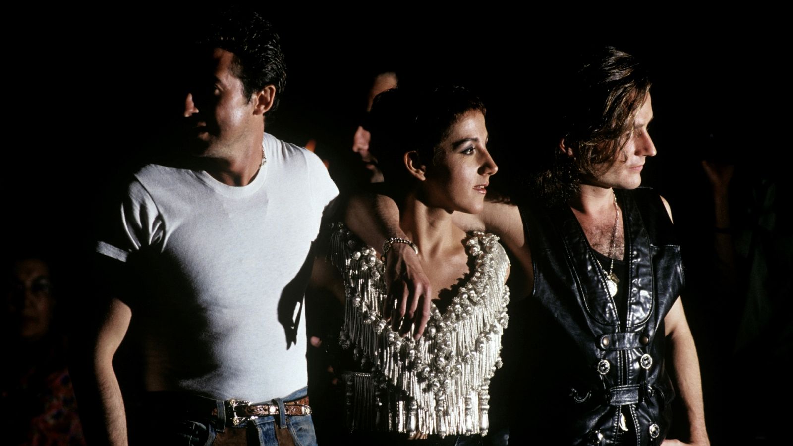 Lazos de sangre - El debate - Mecano - ver ahora