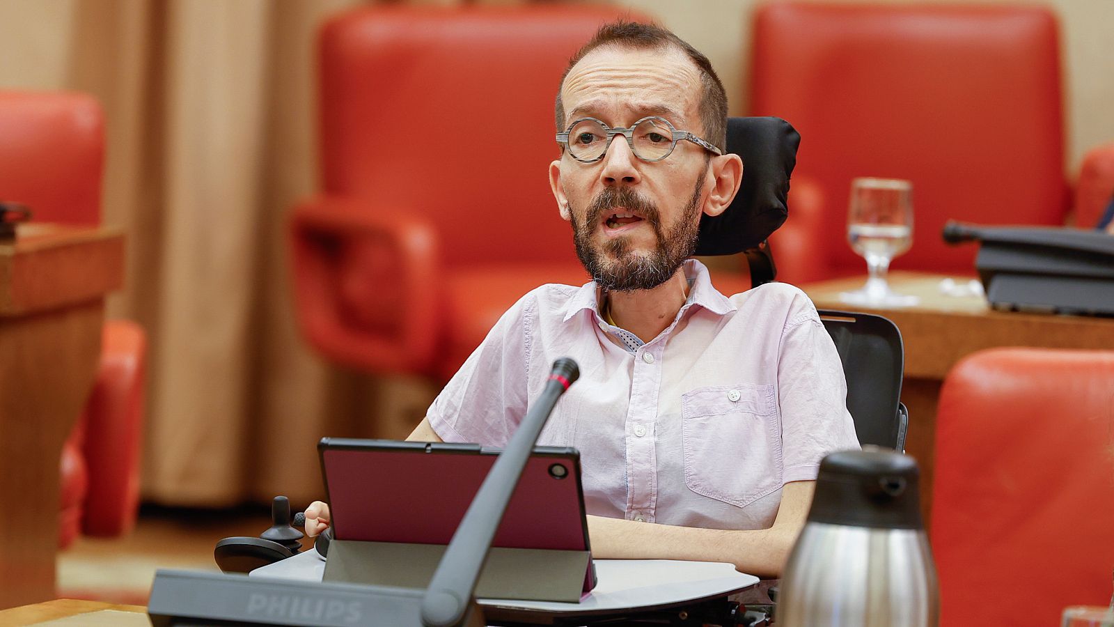 Echenique critica que Díaz haya "invisibilizado" a Podemos