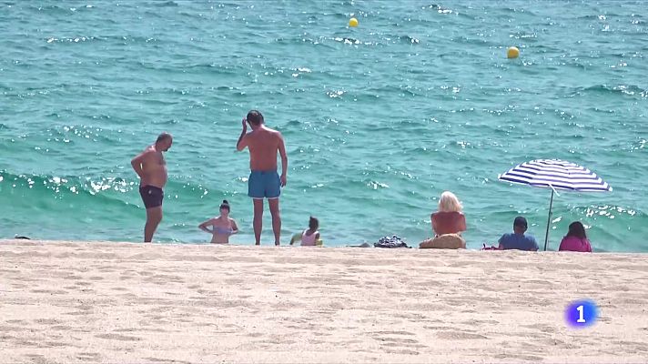 L'Informatiu - El sector turístic confia en l'agost per recuperar els nivells prepandèmia