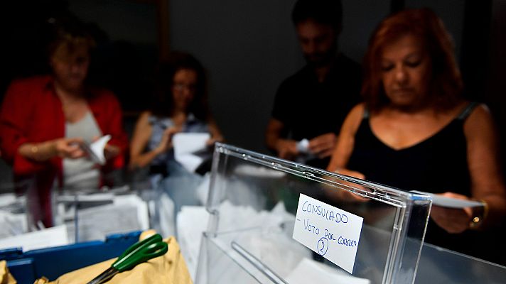 Telediario 1 - Expectación ante el recuento del voto exterior del 23J