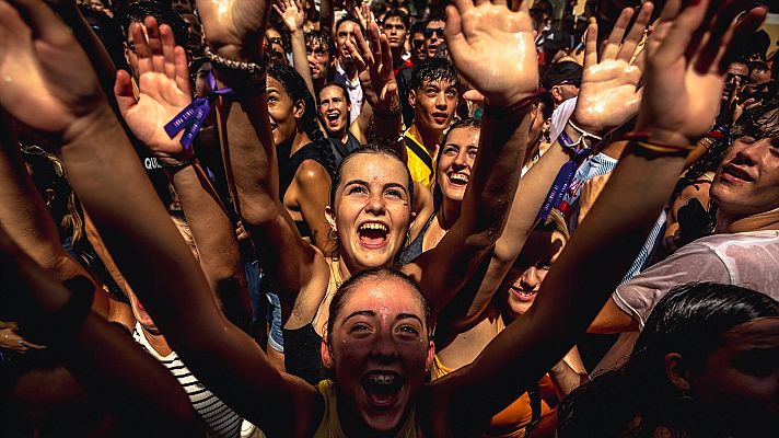 Telediario 1 - Las pulseras de pago en los festivales provocan quejas entre usuarios que quieren recuperar su dinero