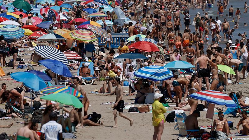 Los españoles gastarán de media 625€ estas vacaciones de verano