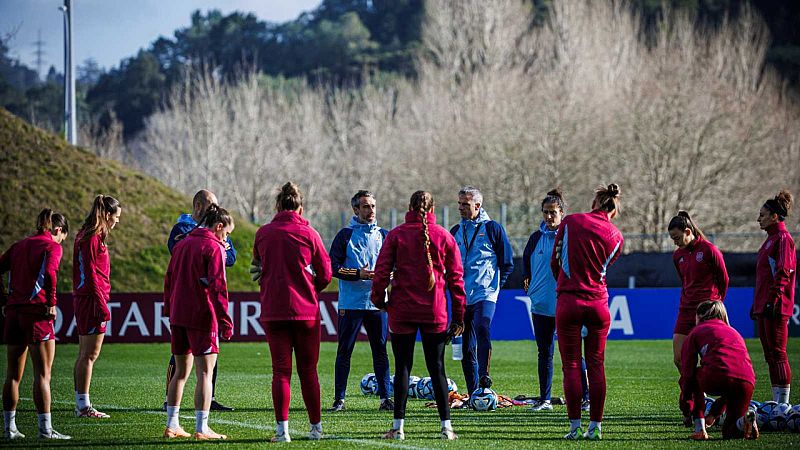 España se mide a Japón en busca del liderato del grupo    