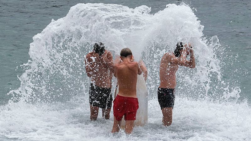 El tiempo: Las temperaturas se mantienen altas en la Península - Ver ahora