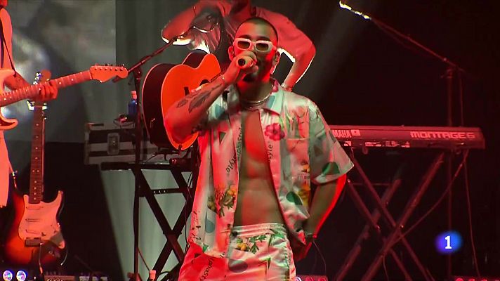 L'Informatiu - Manuel Turizo omple Sitges en l'únic concert que el colombià fa a Catalunya