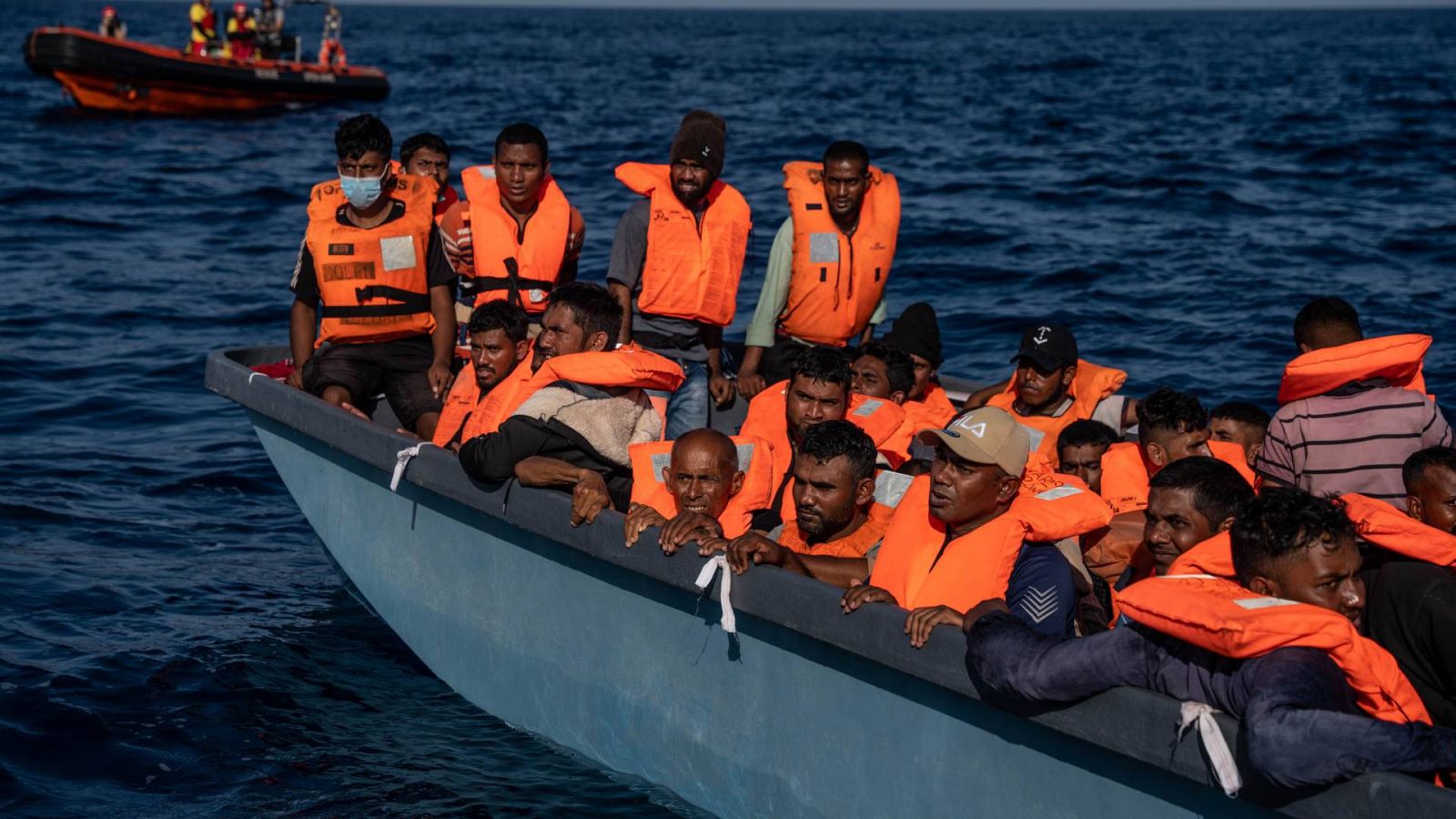Italia pide ayuda al Open Arms para rescatar migrantes en el Mediterráneo