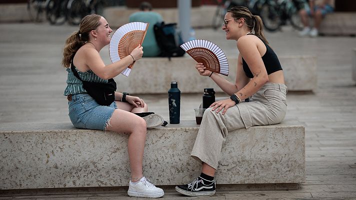 Cada vez más personas evitan viajar en verano