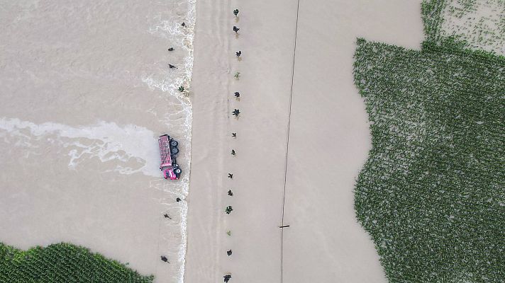 Telediario Fin de Semana - El tifón Doksuri golpea China y genera críticas al Gobierno