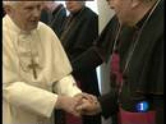 El Papa convoca obispos irlandeses