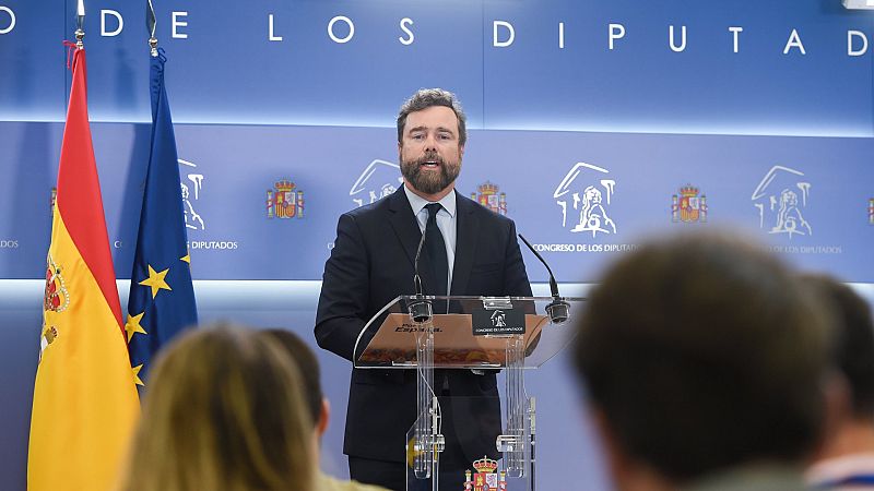 Espinosa de los Monteros deja la direcci�n de Vox y se abre una crisis en la c�pula