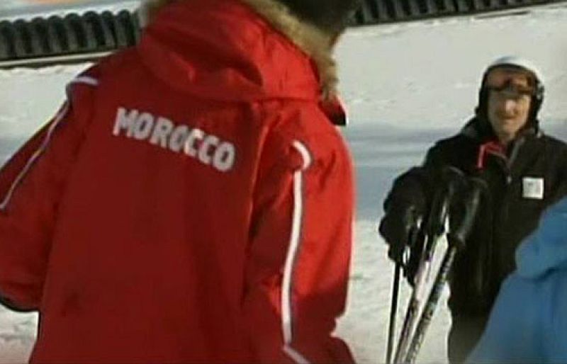  Samir es un marroquí que trabaja en Francia como instructor de esquí y está cumpliendo un sueño en estos días, participar en unos Juegos Olímpicos de invierno.