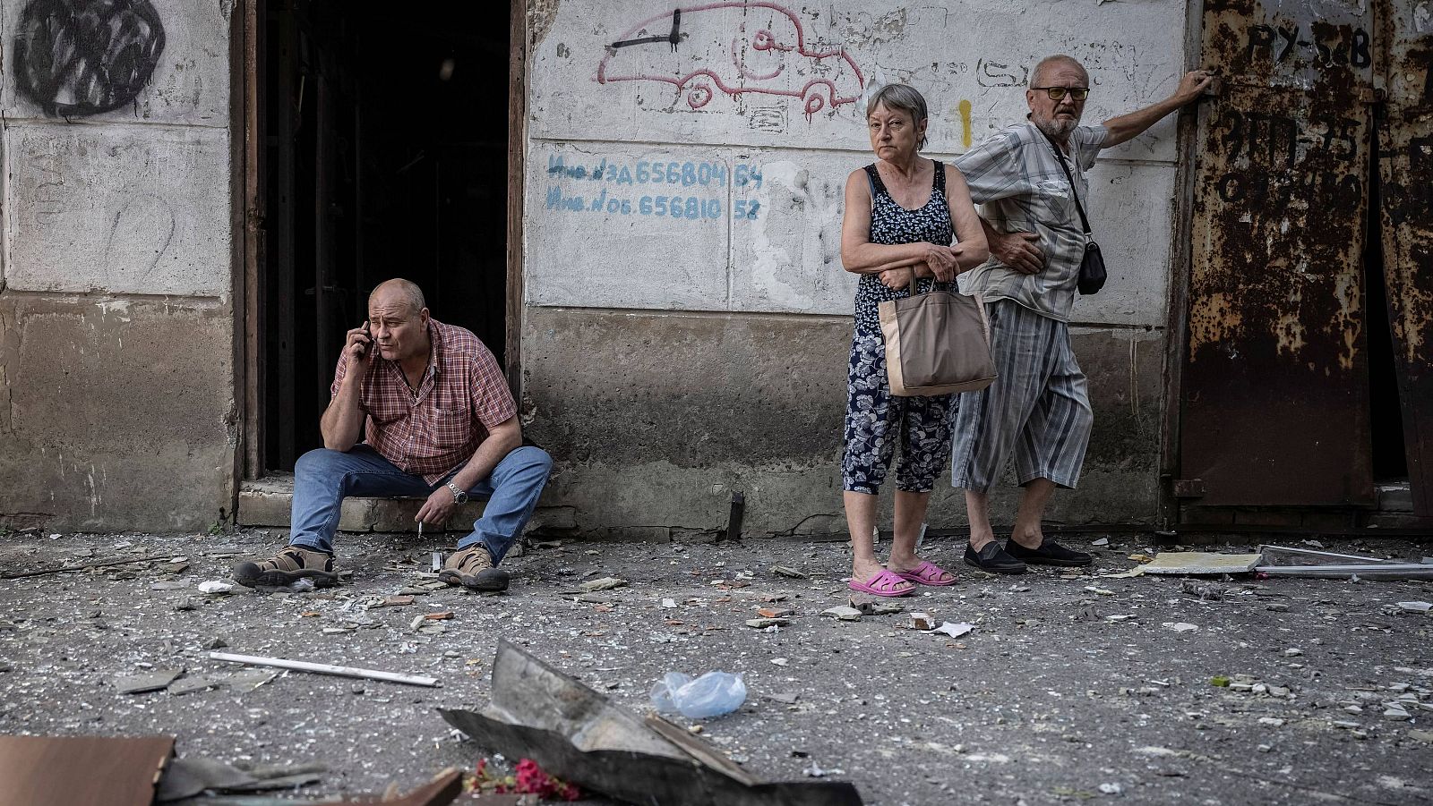 Al menos siete muertos en un bombardeo ruso en una localidad de Donetsk 