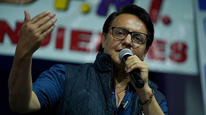 Telediario 1 - Detenidos seis sospechosos por el asesinato del candidato presidencial Villavicencio